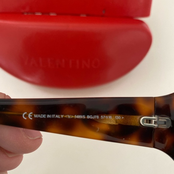 Valentino prescription sunglasses - Picture 6 of 7